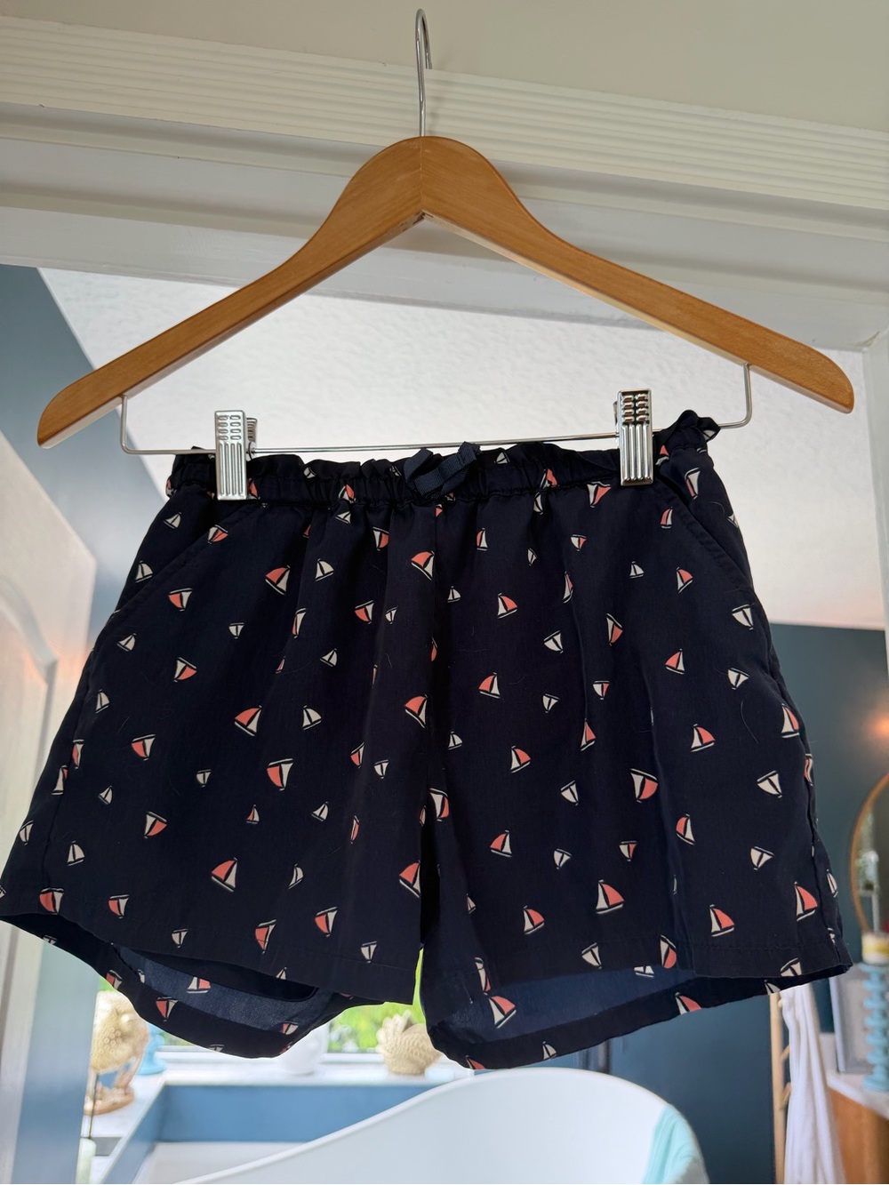 Nautica Navy Shorts with Red & White Sailboat Print size s